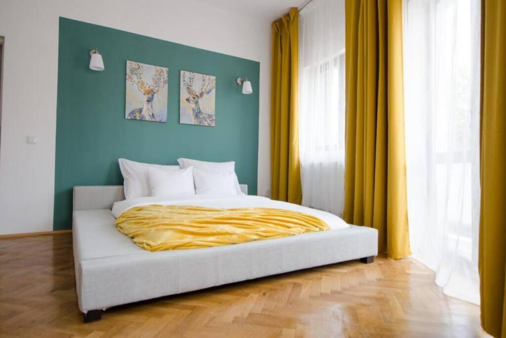 Stylized And Modern Apartment In Bucarest Extérieur photo